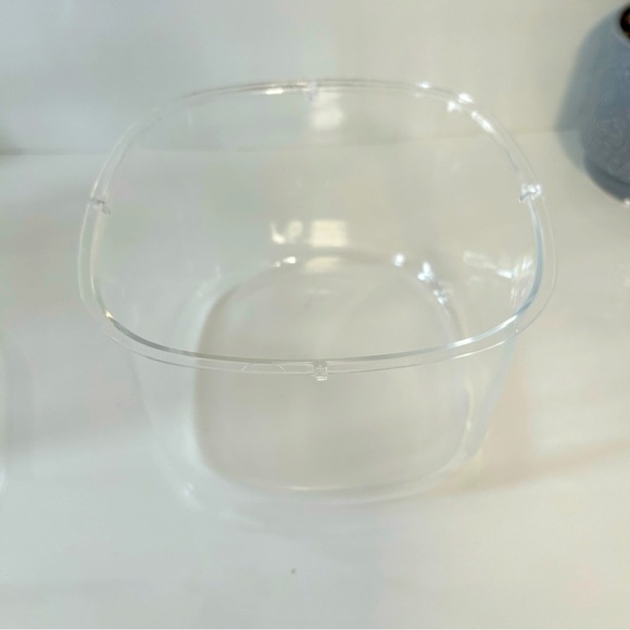 Vintage Cameleon lucite MCM clear acrylic Ice bucket with 4 tall water glasses - Picture 7 of 10